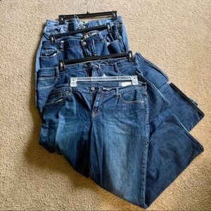 Lot of 4 pairs of jeans OLD NAVY AND GAP